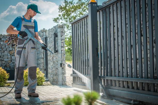 Best Sidewalk and Walkway Cleaning  in Brambleton, VA